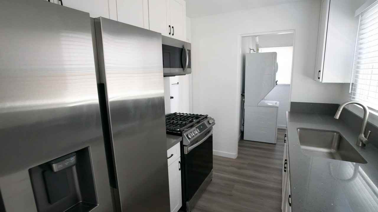 4421 30th St. Cottages - Photo 7 of 25