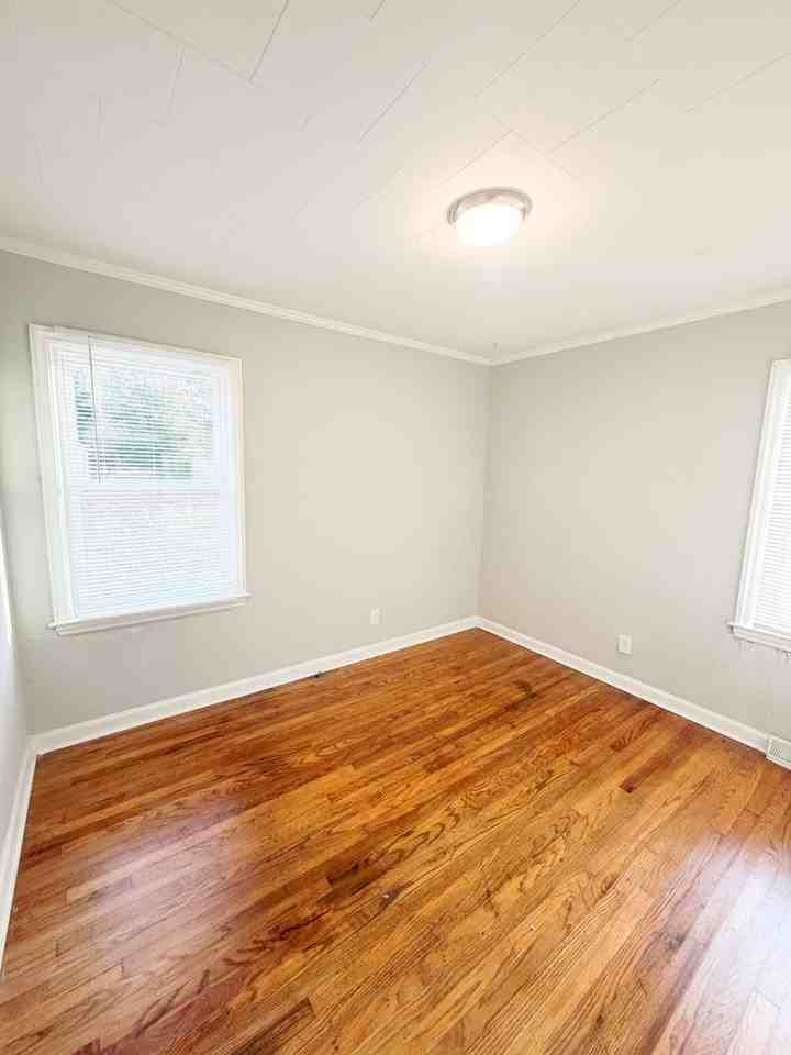 1409 Cedar Ave - Photo 7 of 14