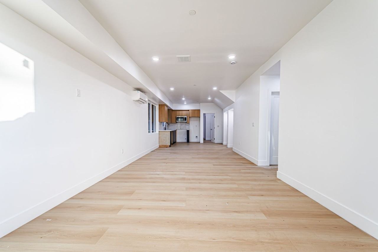 1658 S. Hayworth Ave - Photo 7 of 50