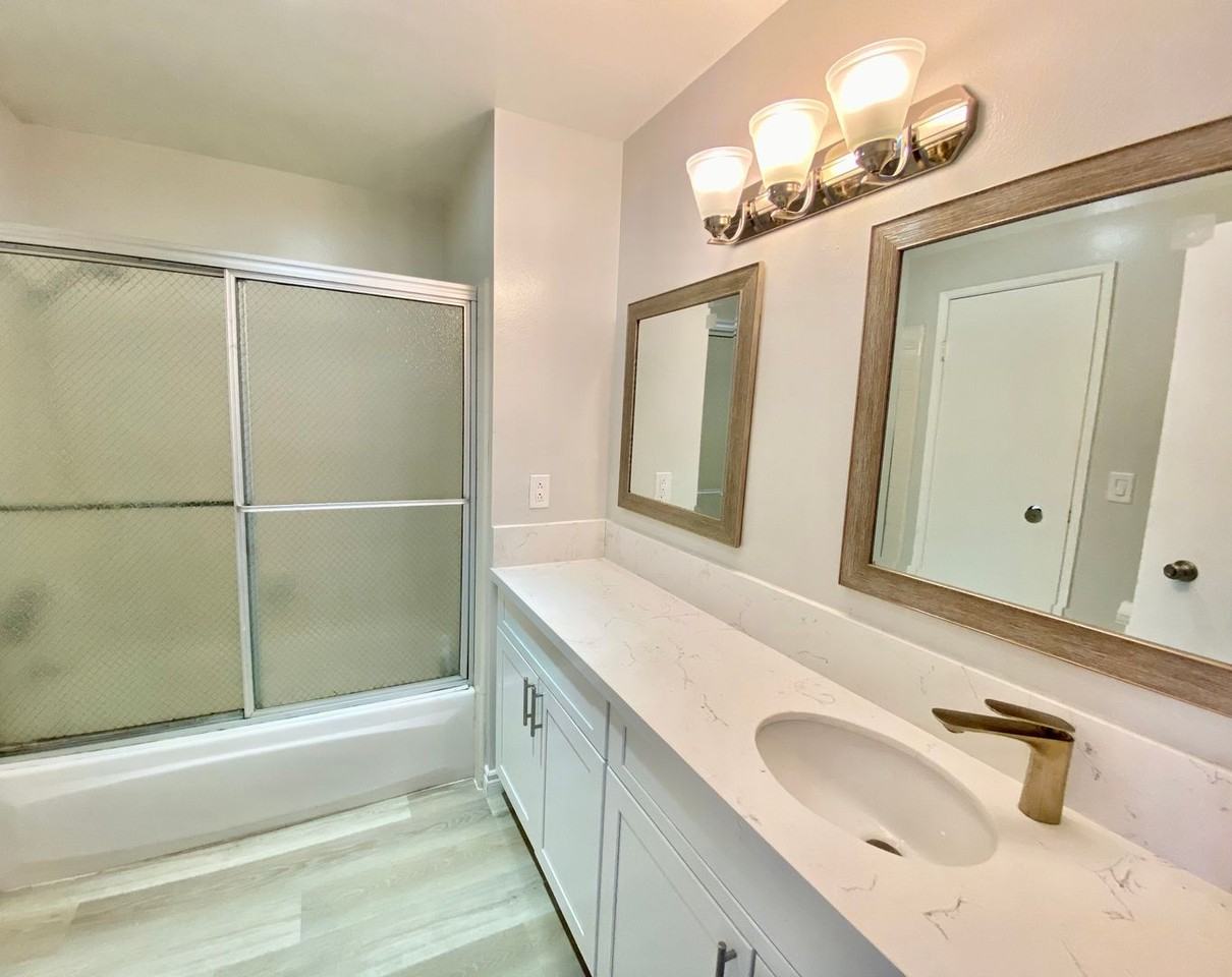 6855 Friars Rd #24 - Photo 5 of 14