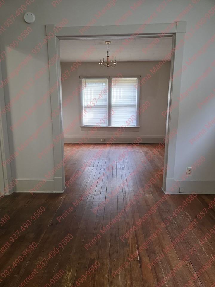 275 Indiana Ave - Photo 5 of 17