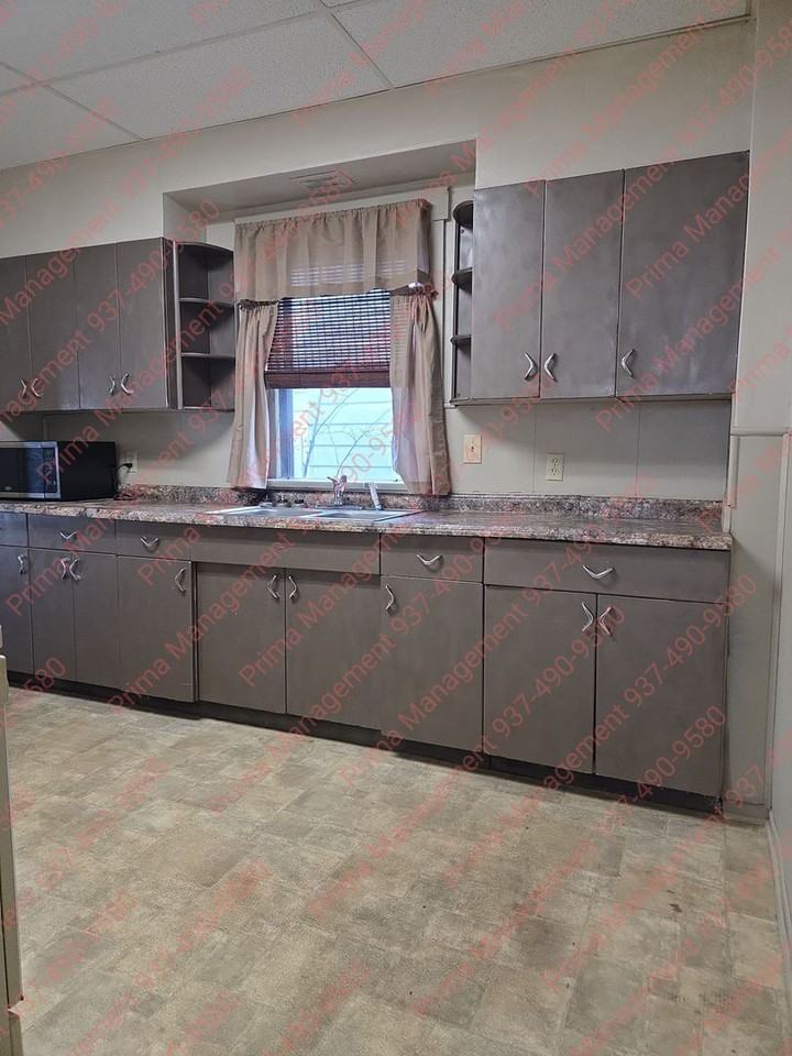 275 Indiana Ave - Photo 6 of 17