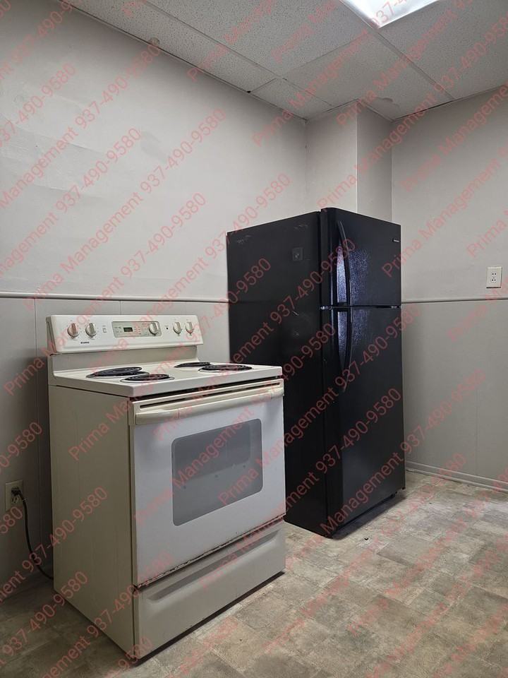 275 Indiana Ave - Photo 7 of 17