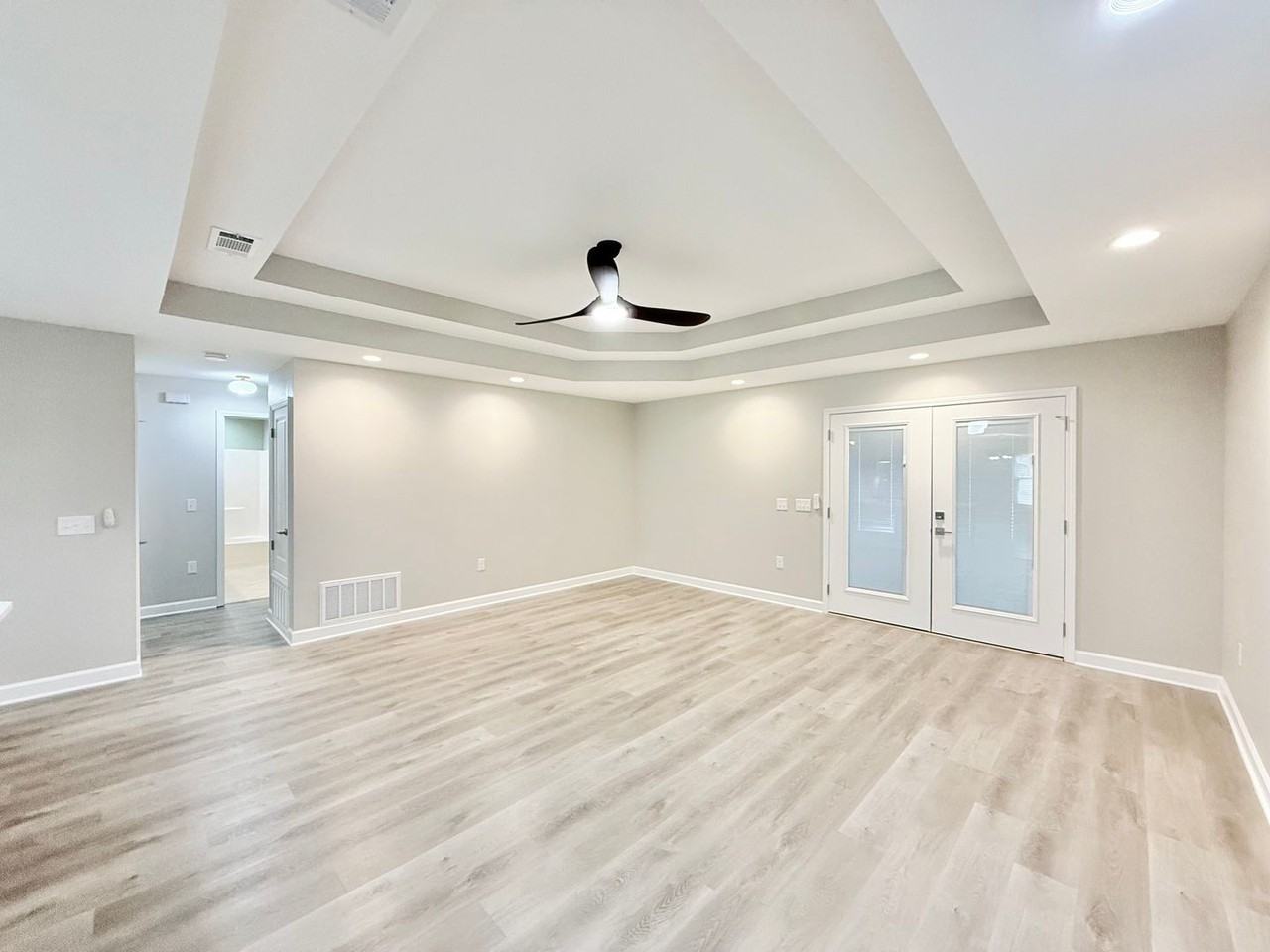 3552 S Hampton Way - Photo 2 of 18