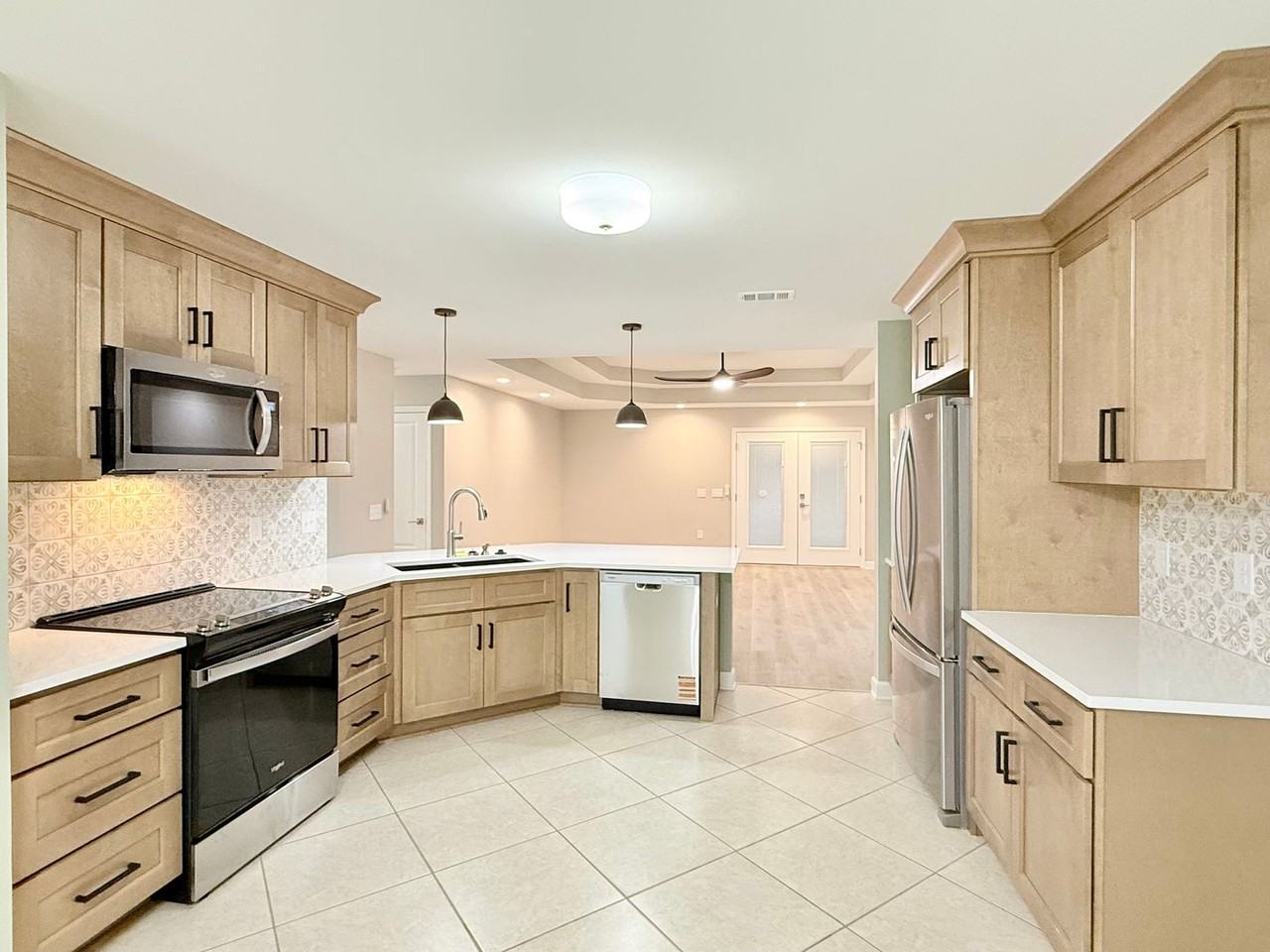 3552 S Hampton Way - Photo 5 of 18