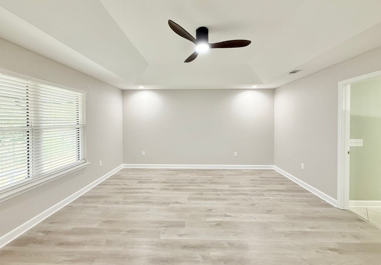 3552 S Hampton Way - Photo 6 of 18