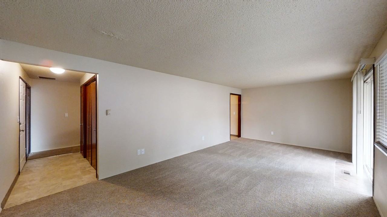 7920 Washington Blvd Sw #1 - Photo 5 of 18