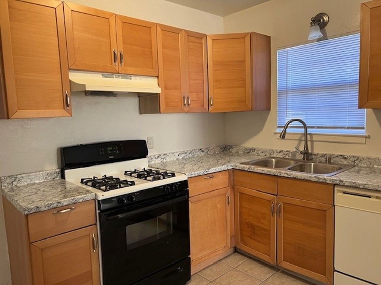 3808 23rd Ave - Photo 3 of 9