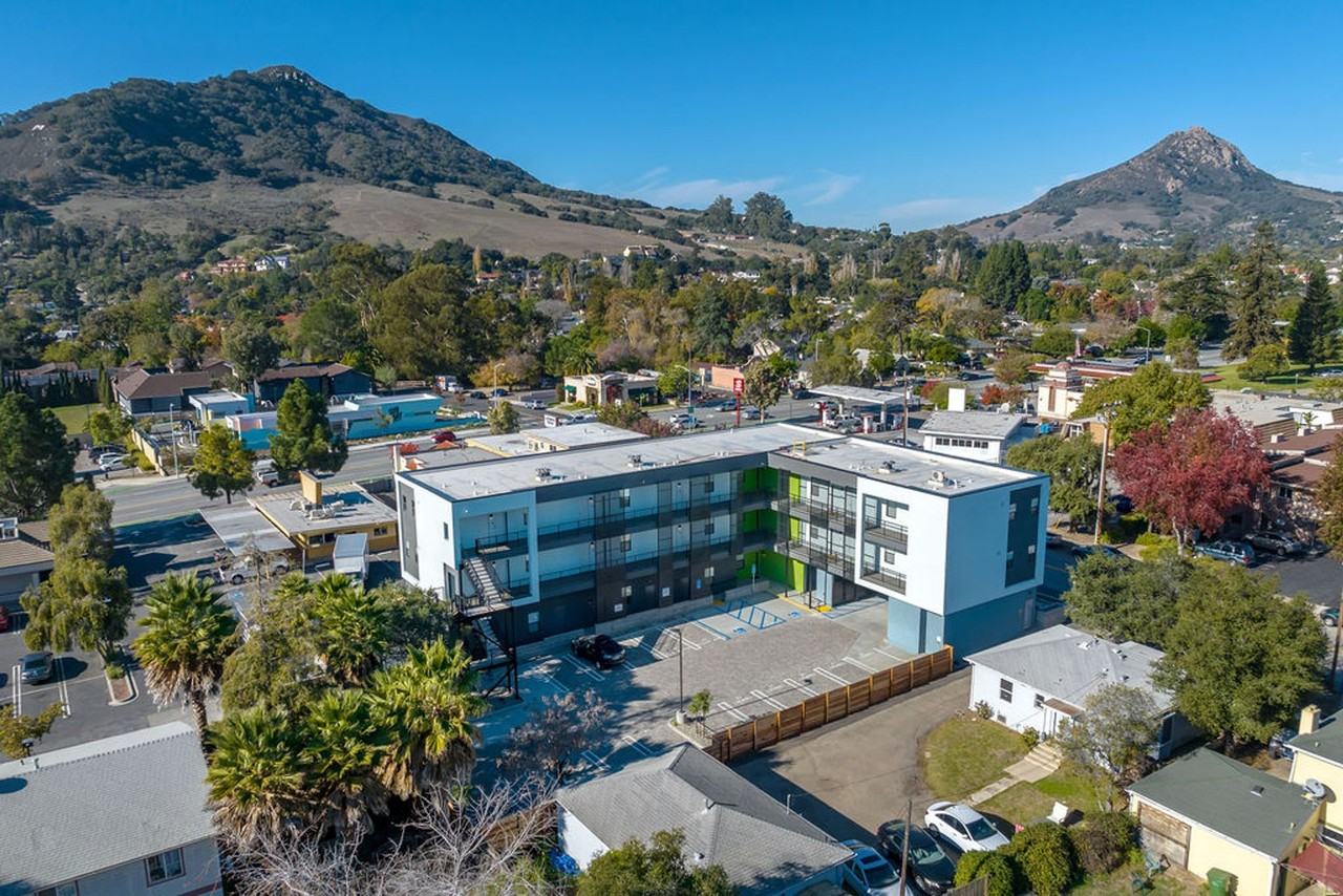 Montalban Student Housing Apartments - Photo 2 of 32