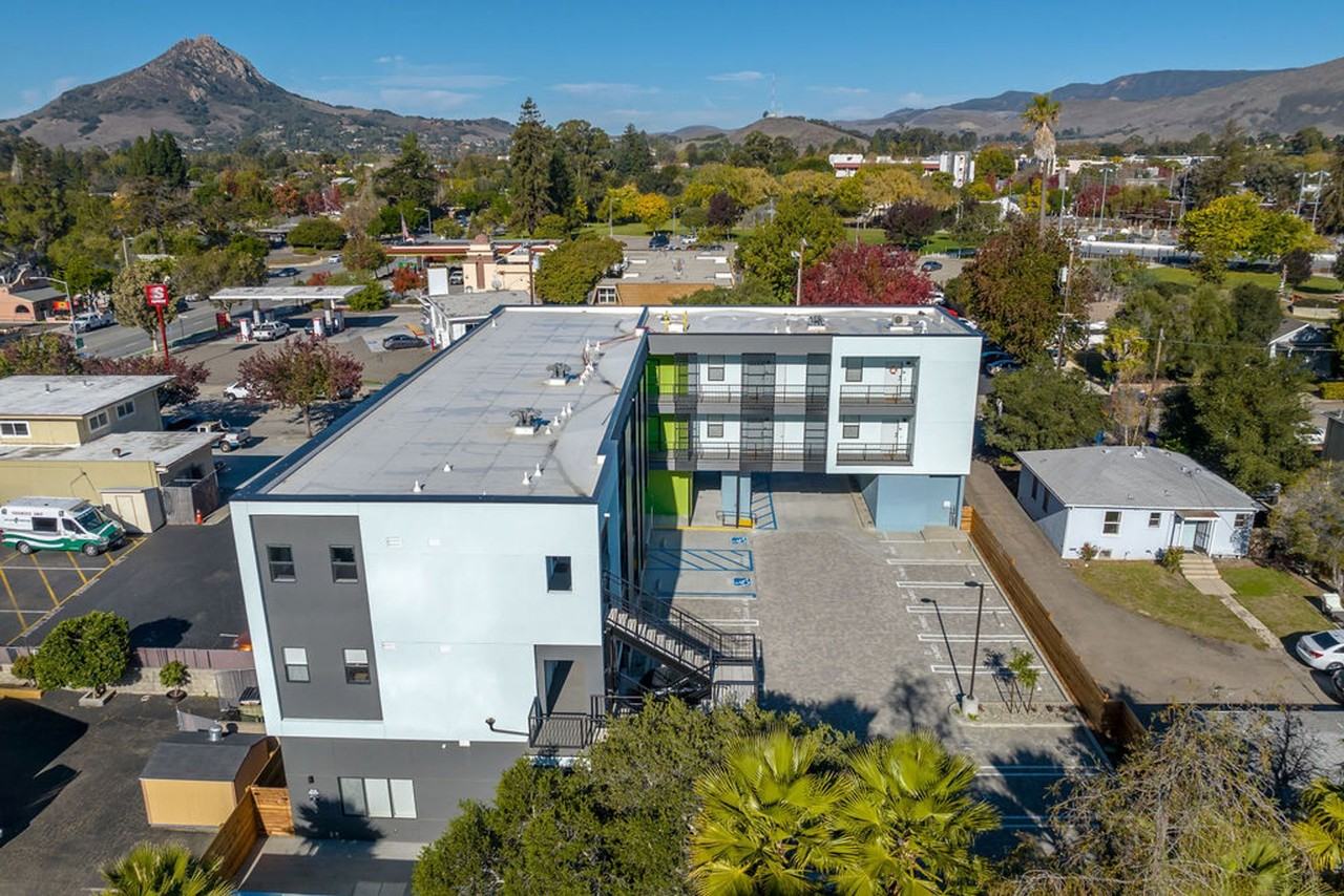 Montalban Student Housing Apartments - Photo 3 of 32