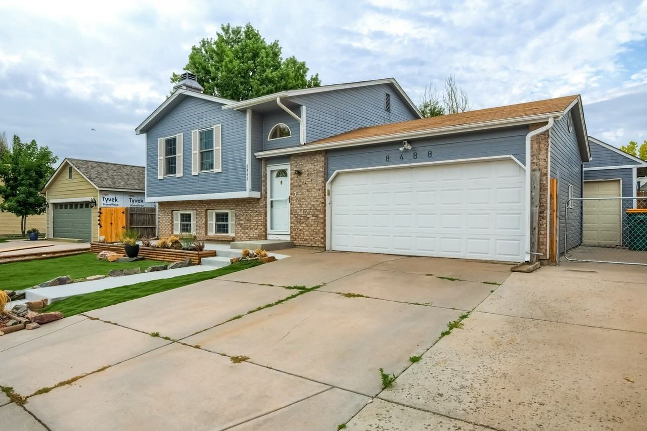 8488 Prairie Clover Way - Photo 4 of 39