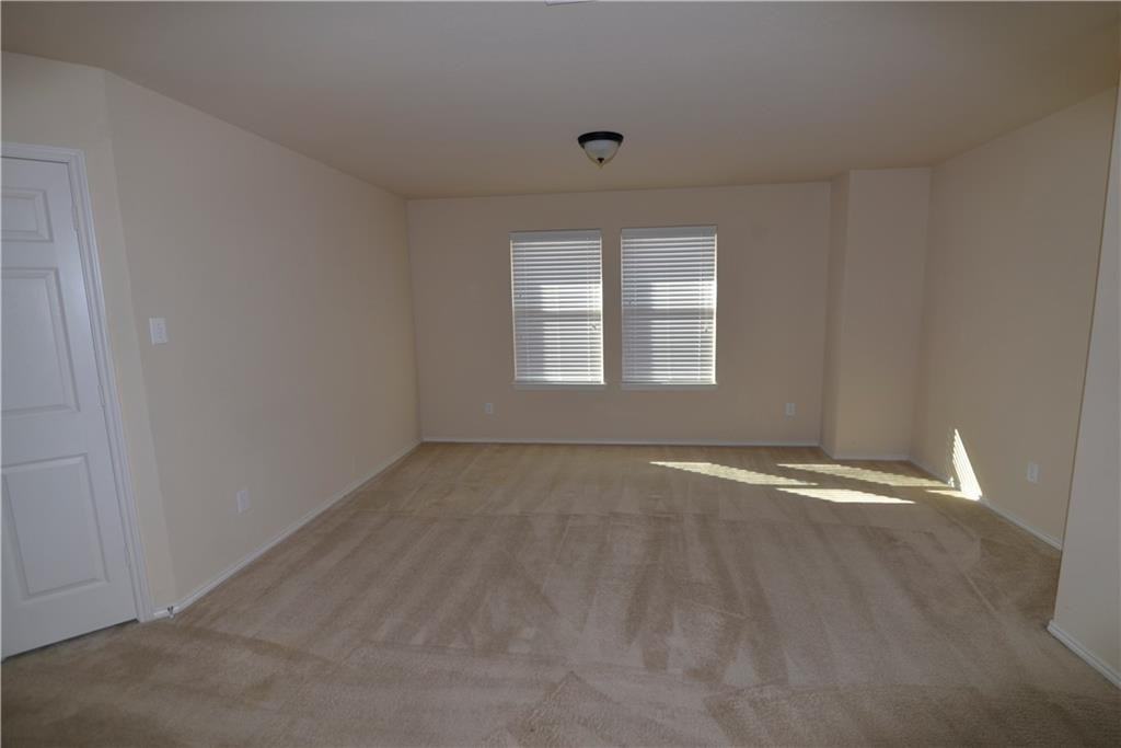 3800 Buchanan St - Photo 3 of 17