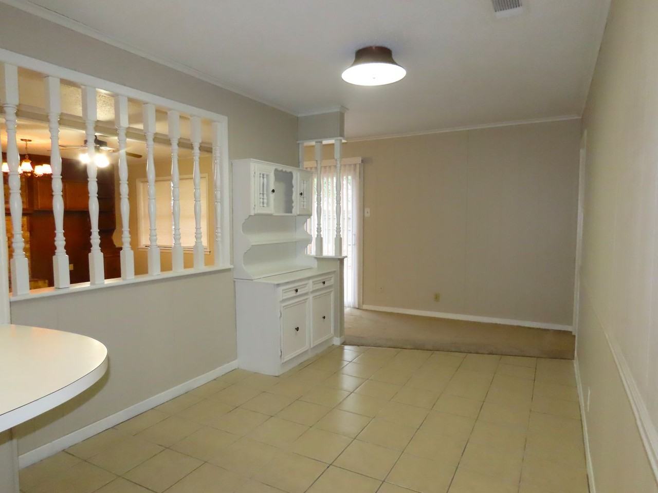 3109 Autumn Leaves Dr - Photo 7 of 33