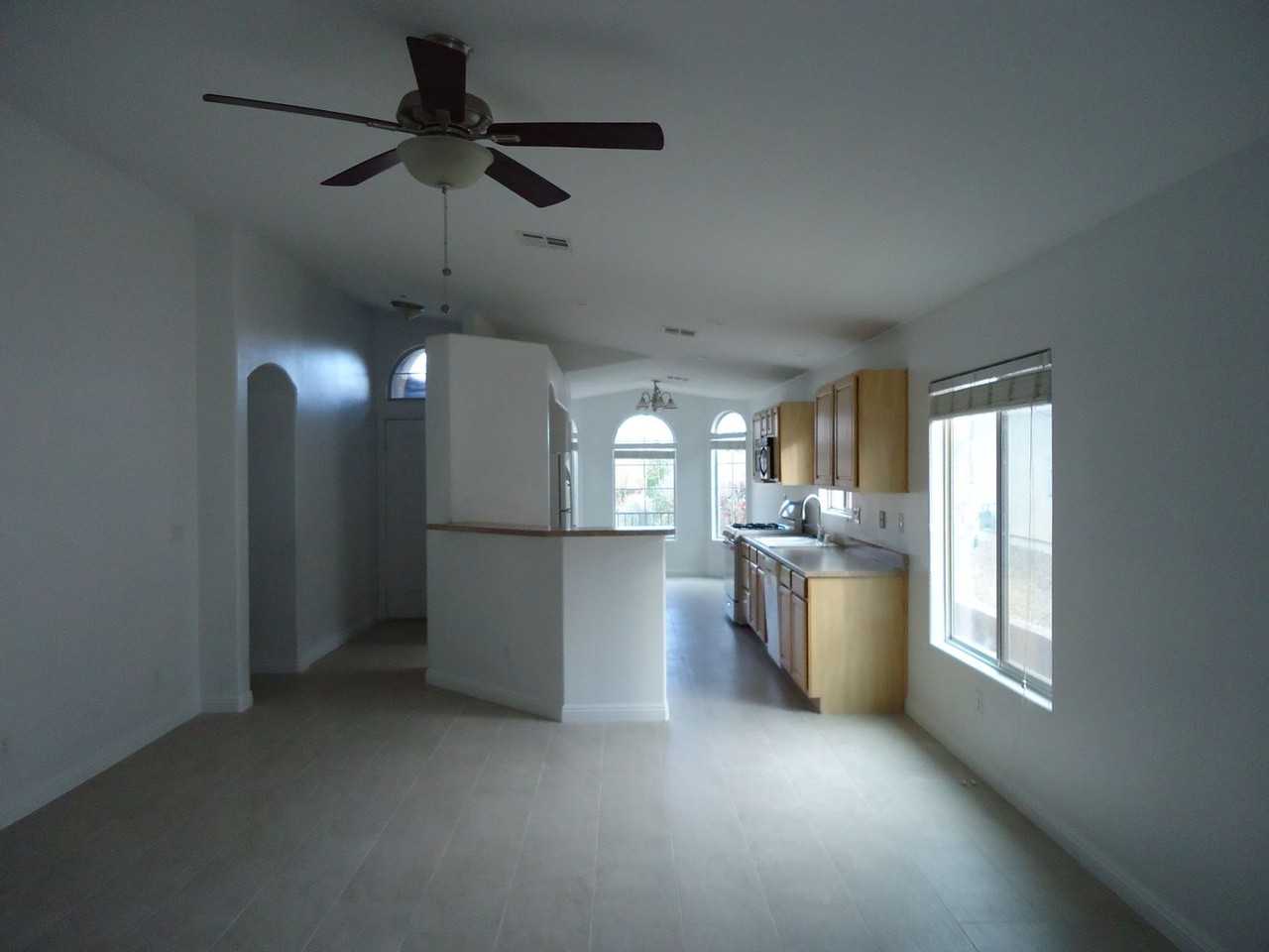 9387 Rowland Heights Ct - Photo 3 of 14