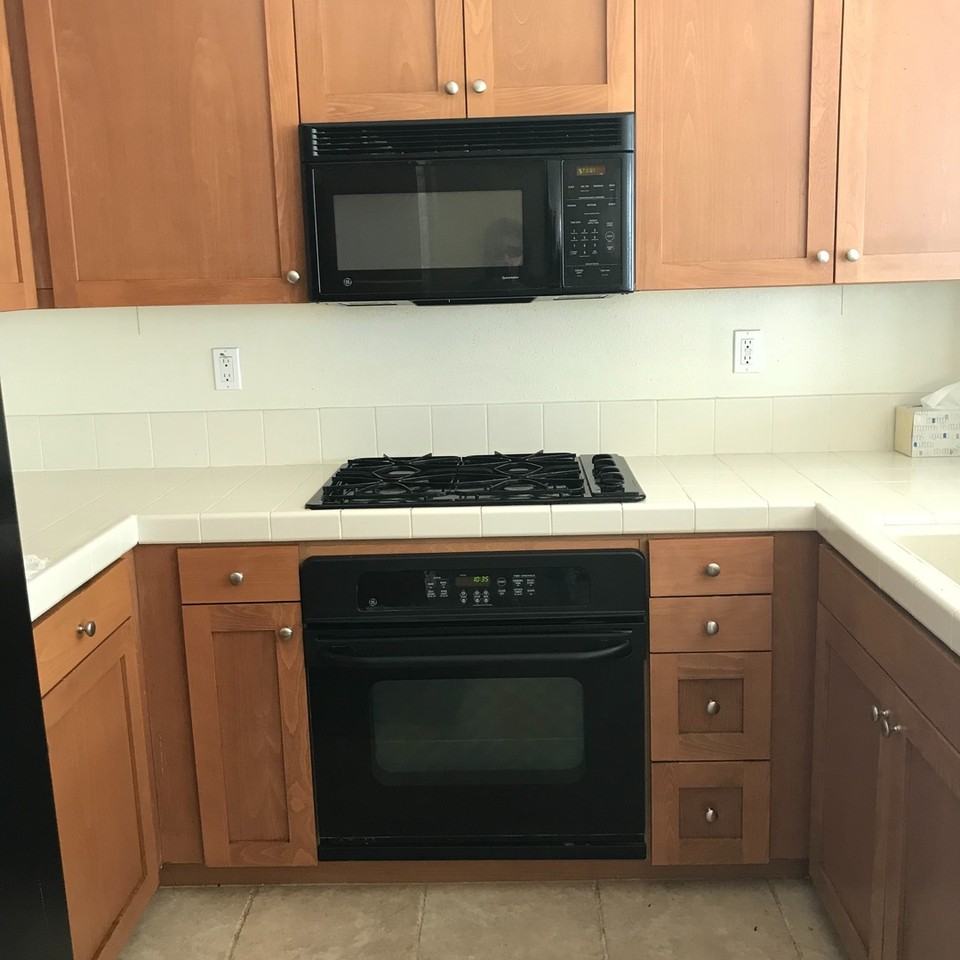 8752 Plaza Park Ln - Photo 2 of 17