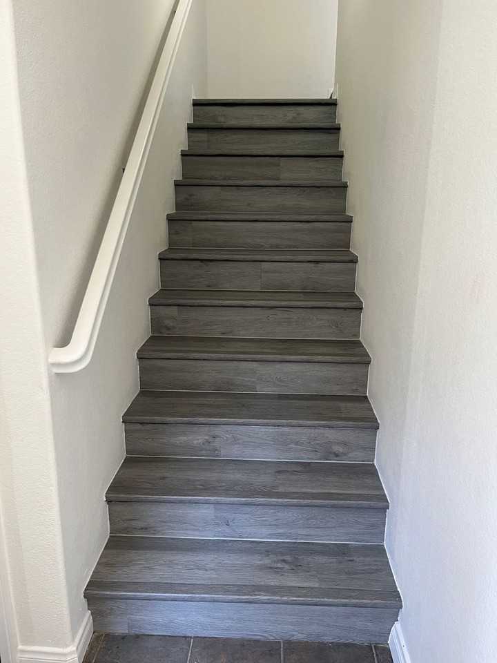 8752 Plaza Park Ln - Photo 7 of 17