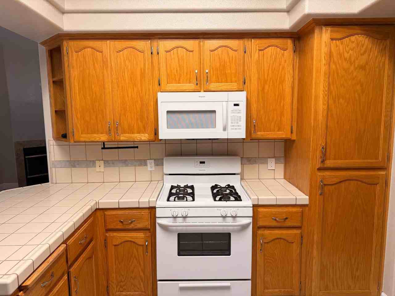 1543 Ponderosa St - Photo 7 of 20