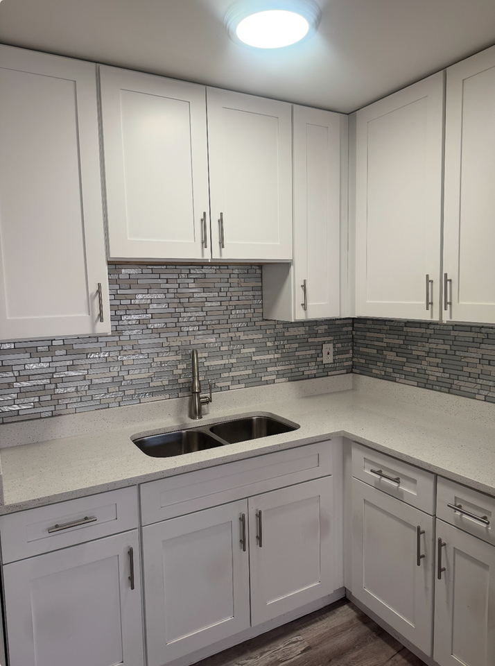 3421 Elm St - Photo 2 of 12