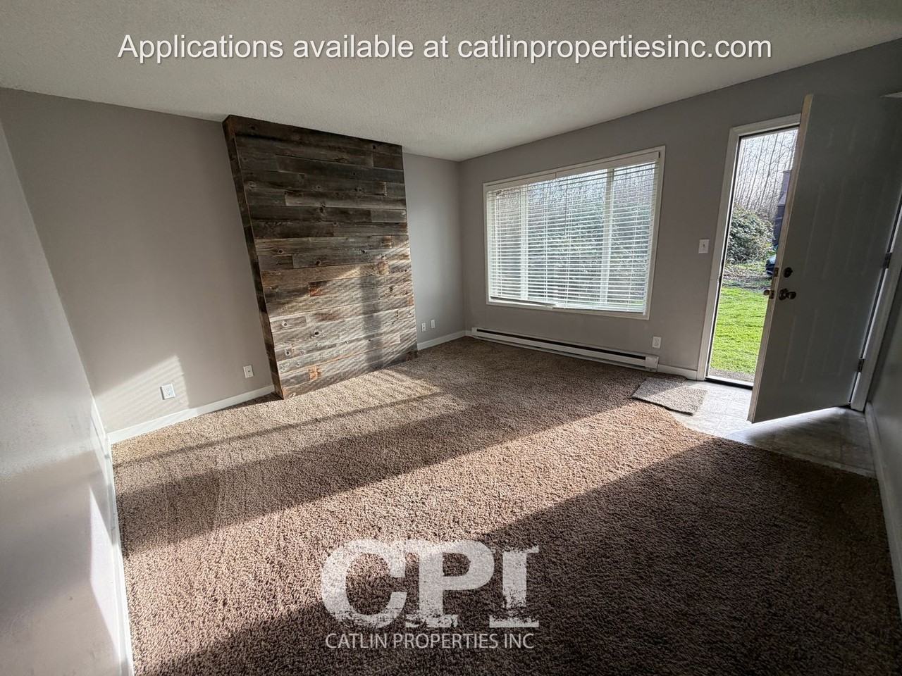 131 Dillon Dr #B - Photo 3 of 14