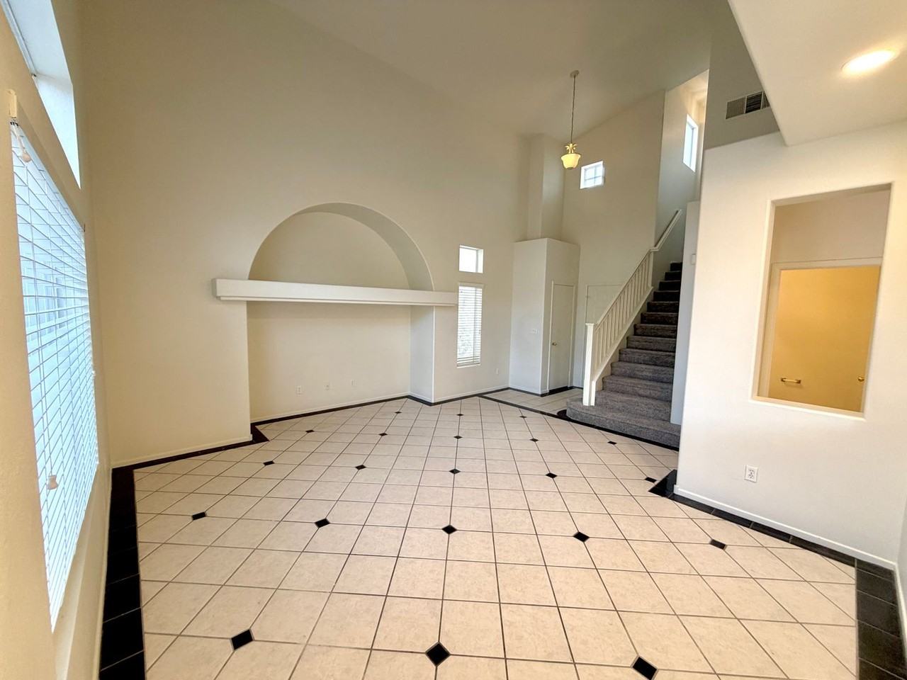 8824 Rambling Rock Ct - Photo 7 of 35