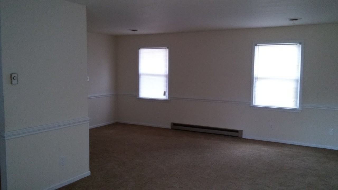 5324 Plum St - Photo 5 of 7