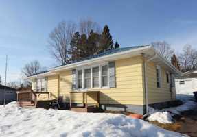 featured image of 17 Lyons St