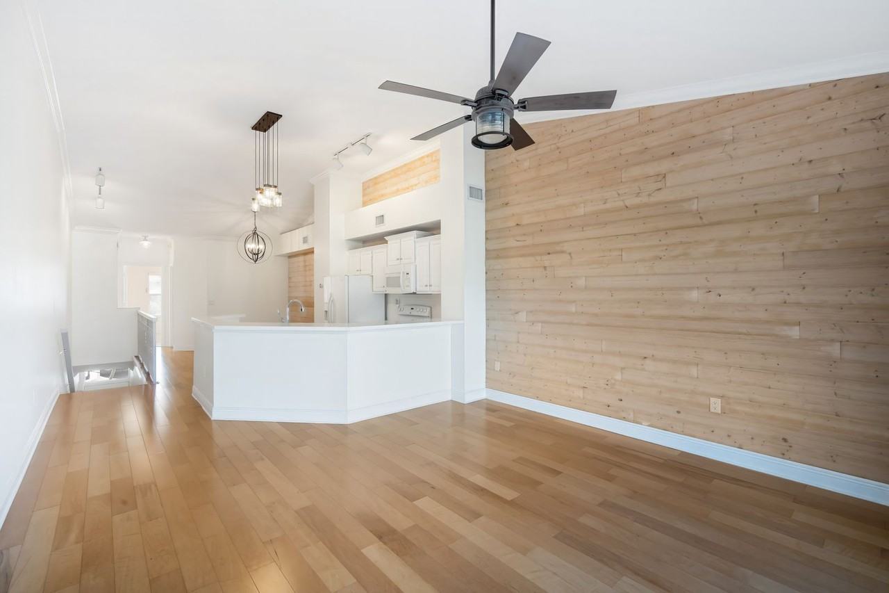 624 Arbor Lake Ln - Photo 7 of 26