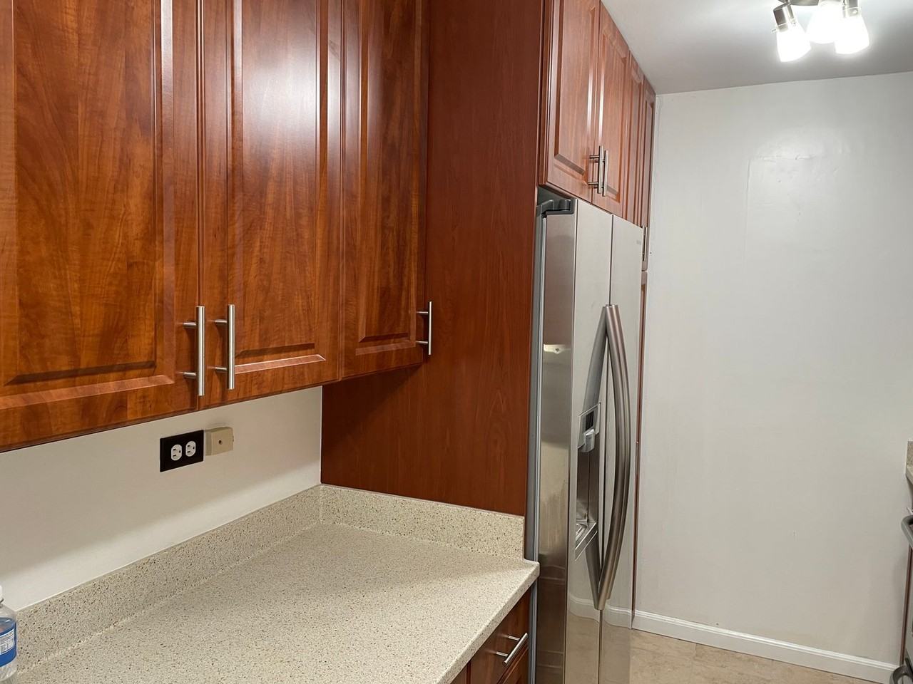 FAIRWAY MANOR - Photo 6 of 15
