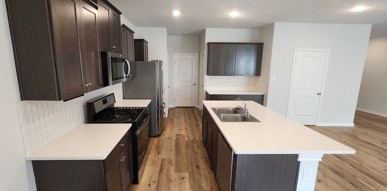 6806 Prue Rd - Photo 6 of 50