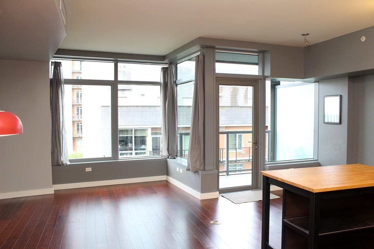 3601 S River Pkwy #704 - Photo 7 of 32