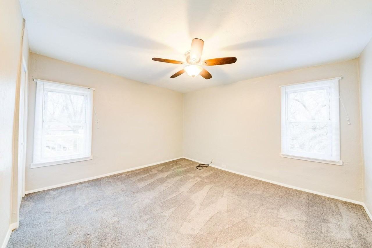 2837 Spring St - Photo 5 of 21