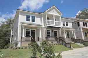 featured image of 224 W 5th Ave #1