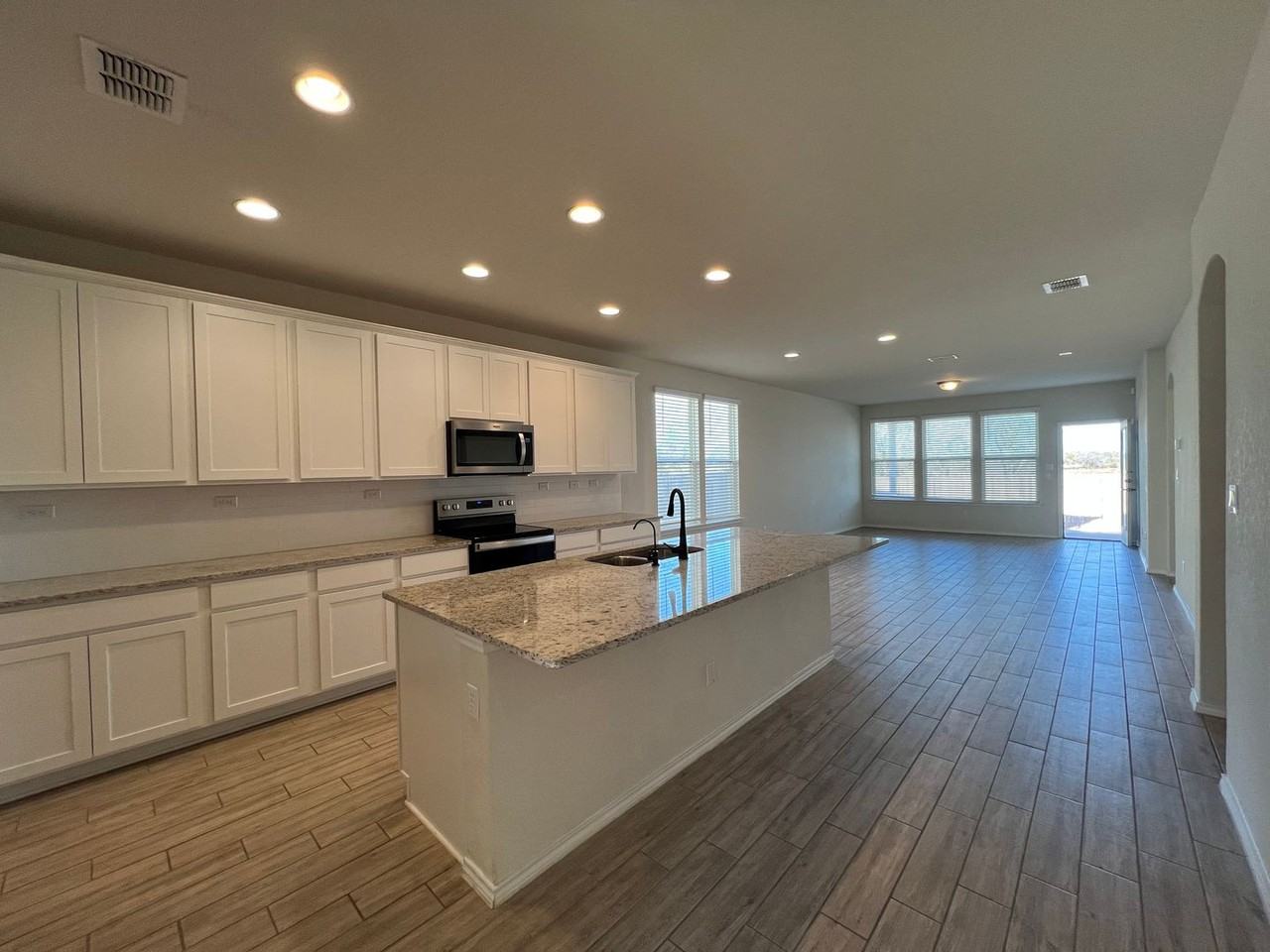 117 Wild Creek Rd - Photo 2 of 23