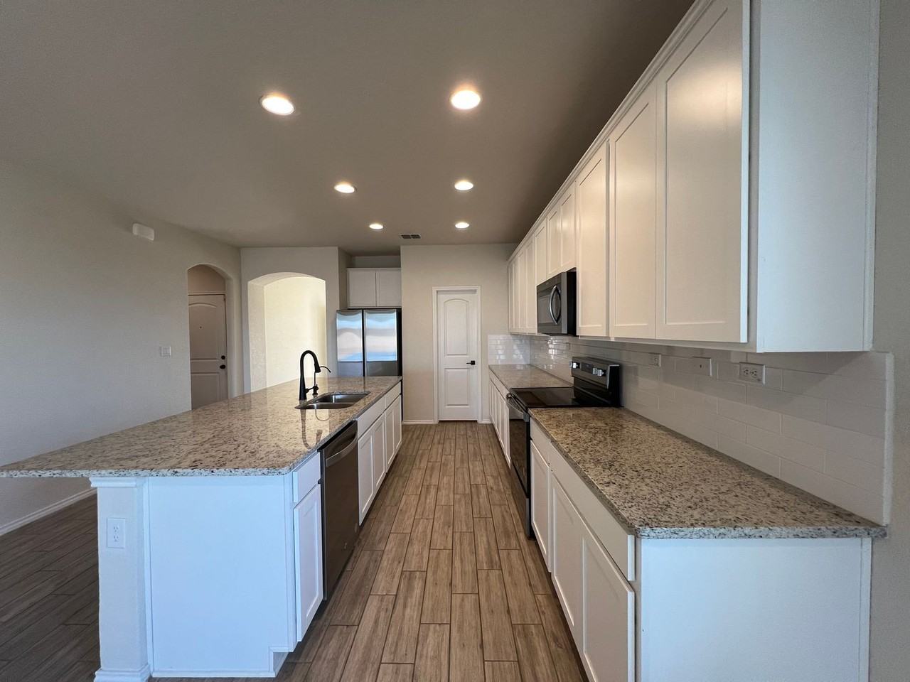 117 Wild Creek Rd - Photo 5 of 23