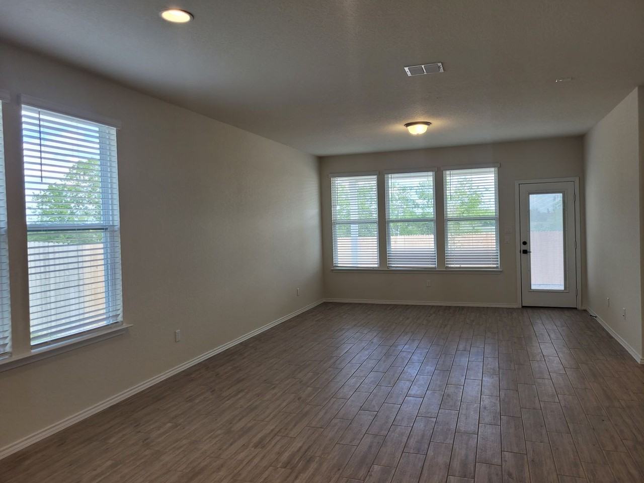 117 Wild Creek Rd - Photo 7 of 23