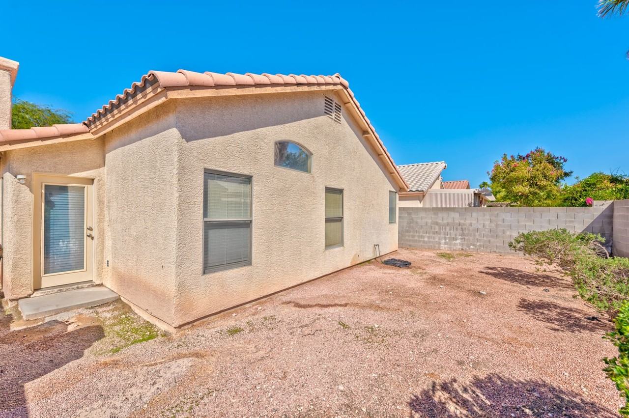 851 Worrell Ave - Photo 7 of 16