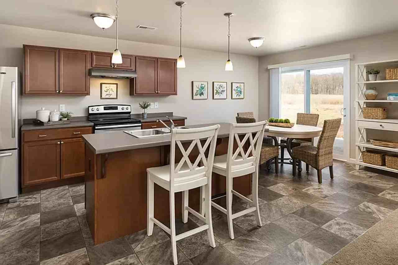 1003 W Villas Dr - Photo 5 of 24