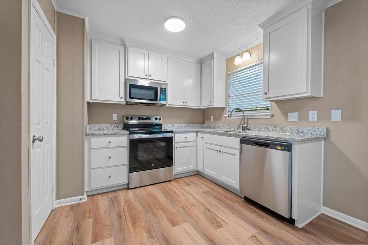 125 Karen Cv - Photo 6 of 23