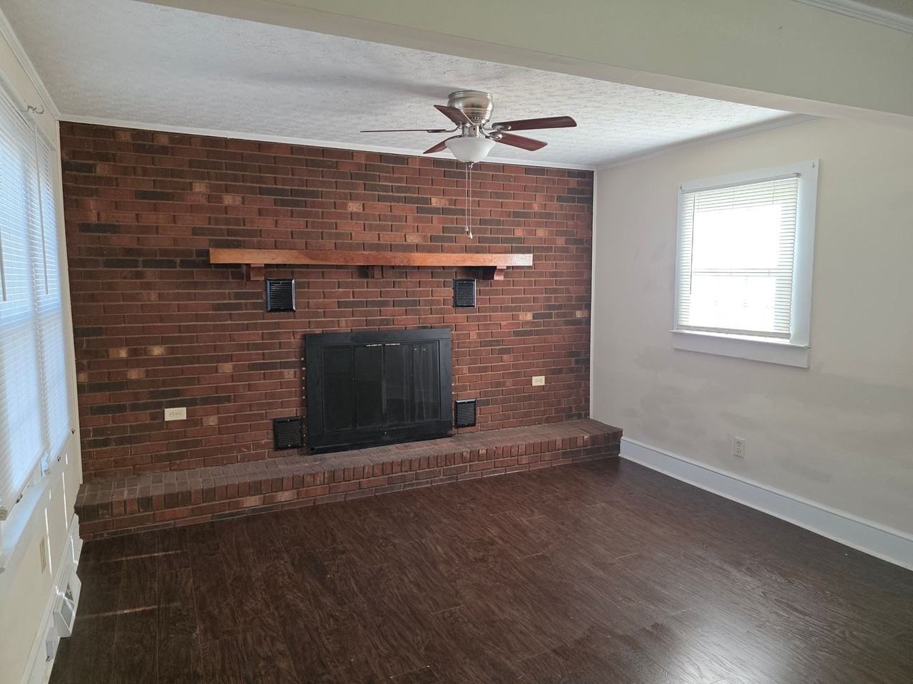 156 Johnny Wood Ln - Photo 2 of 9