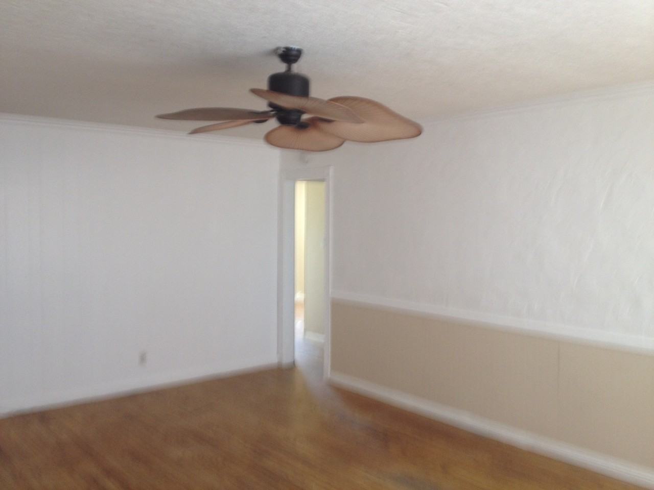 5320 Gipsy Ave - Photo 2 of 5