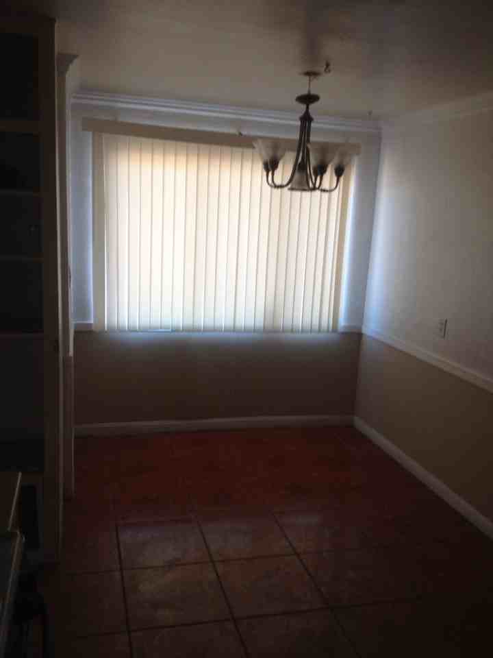 5320 Gipsy Ave - Photo 5 of 5