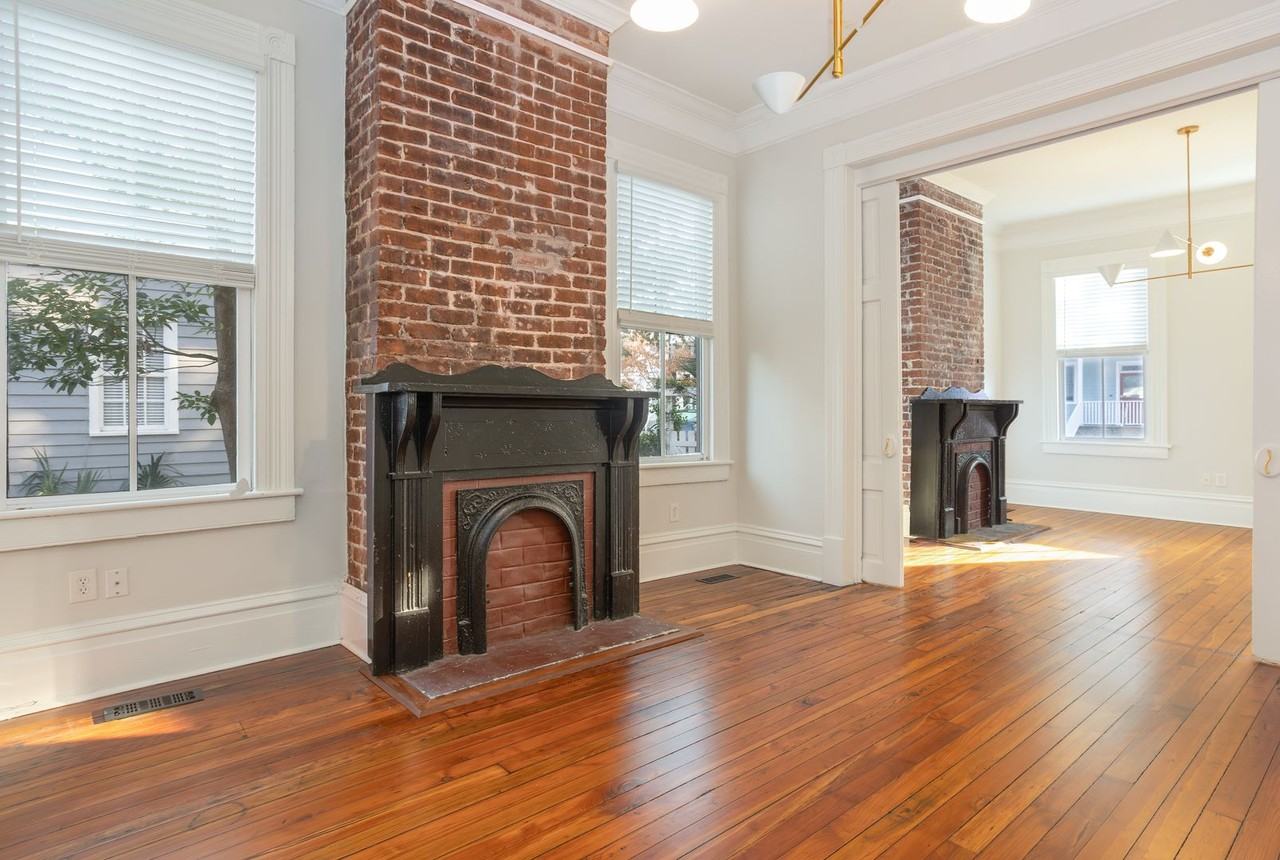 304 E Duffy St - Photo 3 of 15