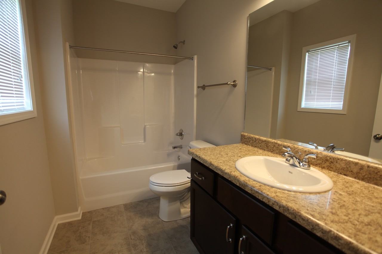 339 N College St #4 - Photo 7 of 14