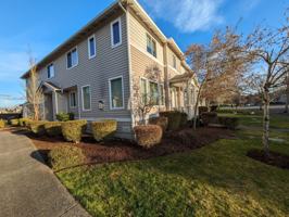 featured image of 2030 Garry Oaks Ave Unit C