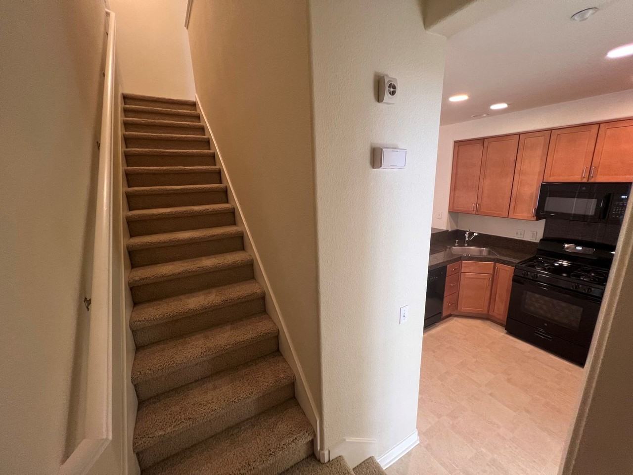 622 Arcadia Dr - Photo 6 of 19