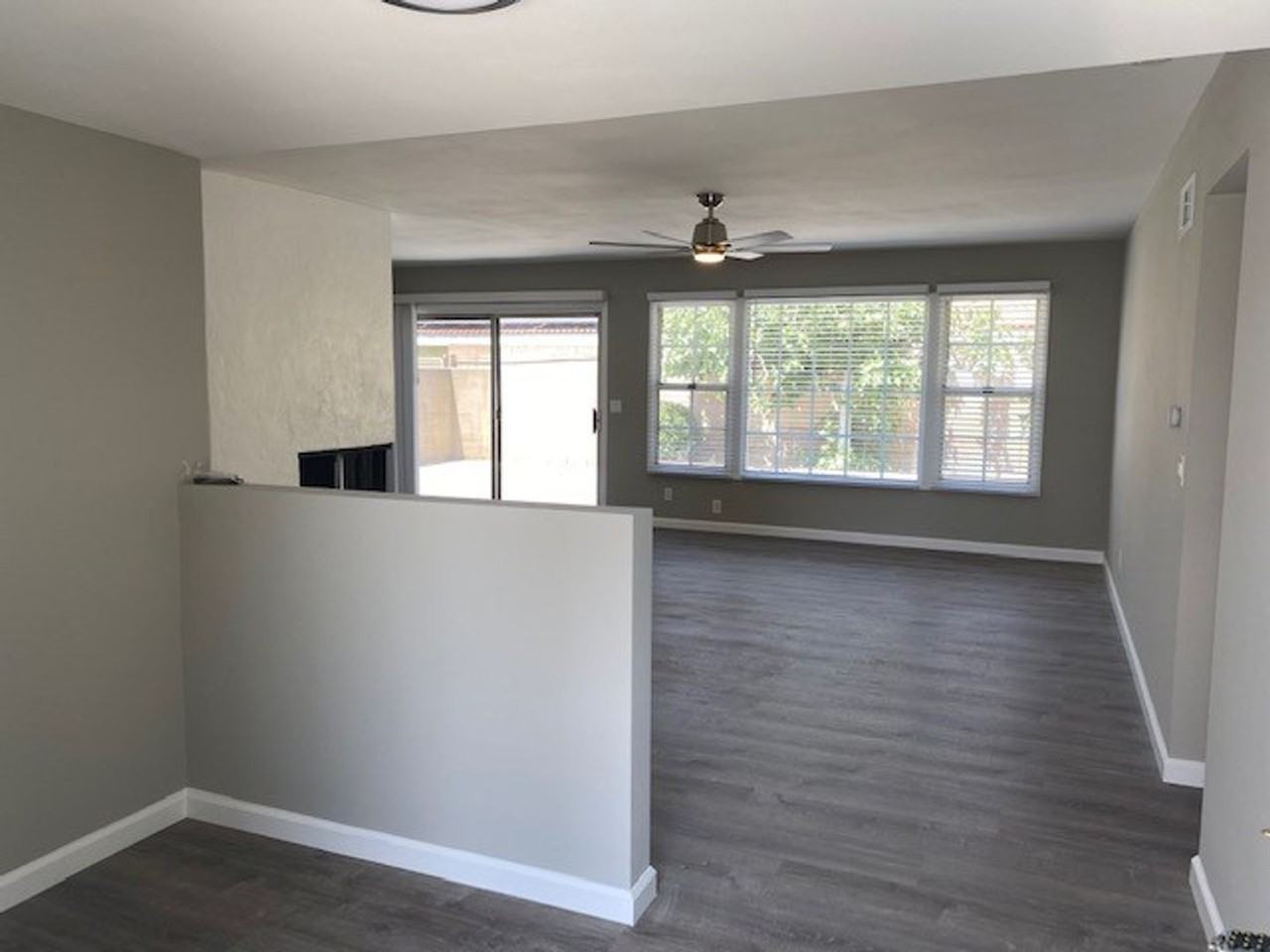 12191 Carthay Cir - Photo 3 of 36