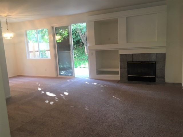 5521 Butte View Ct - Photo 4 of 25