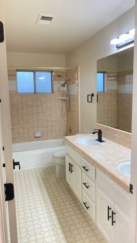 1001 Whispering Pines Dr - Photo 5 of 33