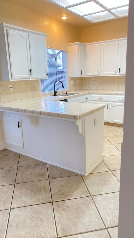 1001 Whispering Pines Dr - Photo 5 of 32