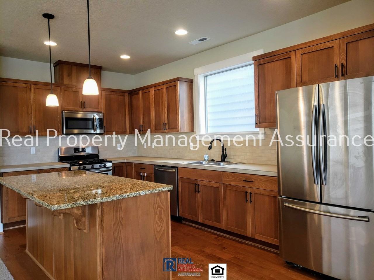 15079 Nw Rossetta St - Photo 2 of 33